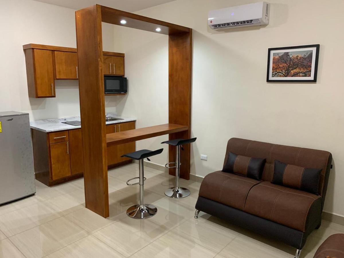 Cmg Suites Ciudad Acuña Extérieur photo